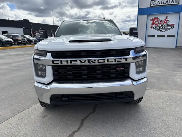 2023 Chevrolet Silverado 2500HD Duramax , Z71 - Photo 2