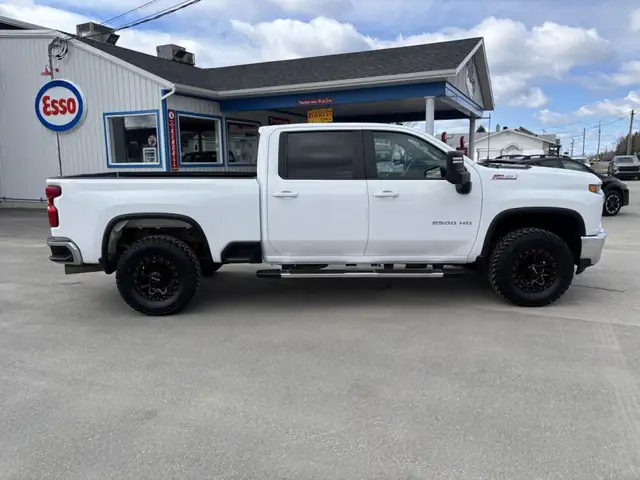 2023 Chevrolet Silverado 2500HD Duramax , Z71 - Photo 9