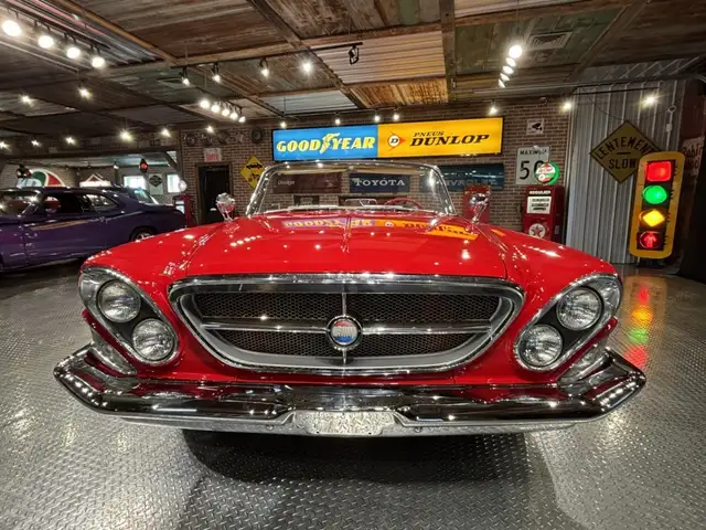 1962 Chrysler 300 Convertible - Photo 8