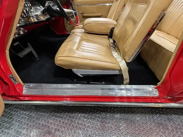 1962 Chrysler 300 Convertible - Photo 16