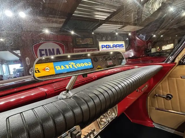 1962 Chrysler 300 Convertible - Photo 27