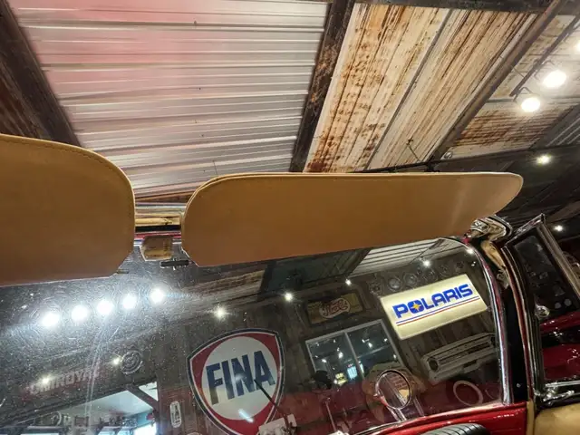 1962 Chrysler 300 Convertible - Photo 29