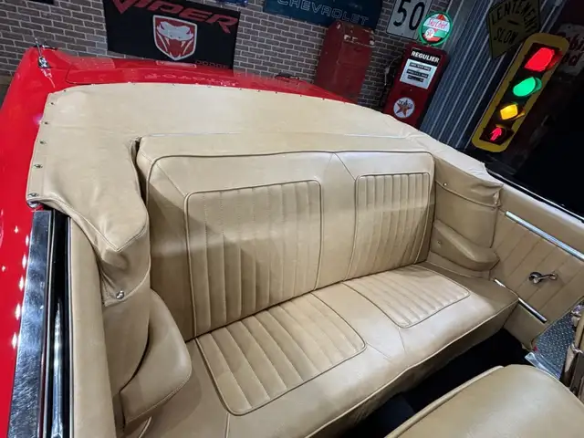 1962 Chrysler 300 Convertible - Photo 34