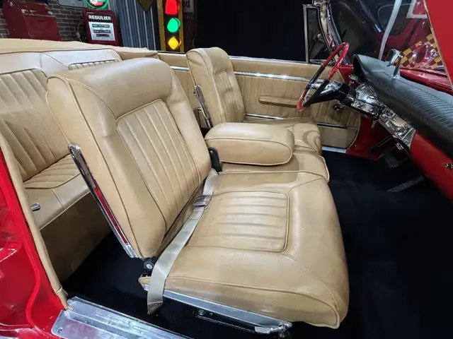 1962 Chrysler 300 Convertible - Photo 40