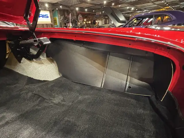 1962 Chrysler 300 Convertible - Photo 82