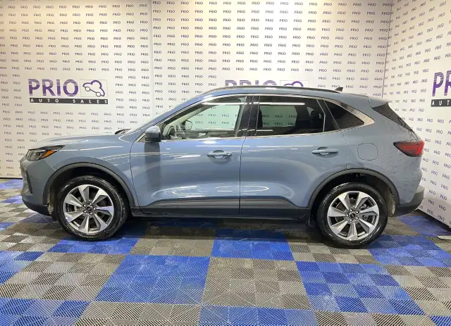 2025 Ford Escape - Photo 2