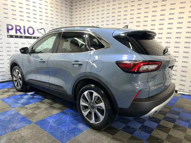 2025 Ford Escape - Photo 3