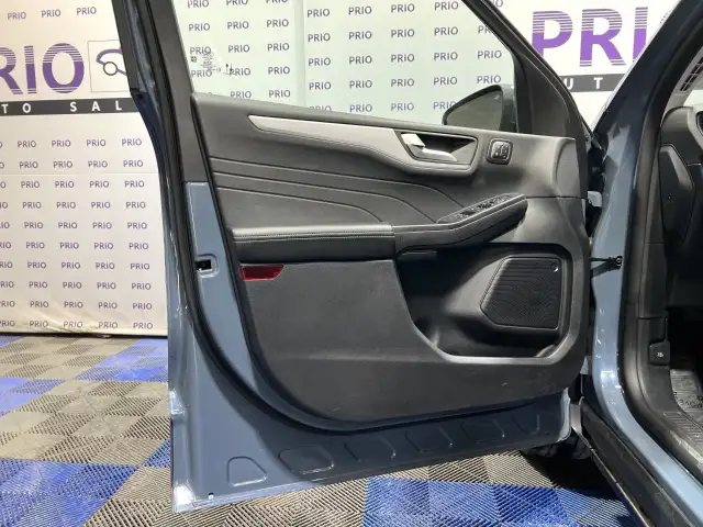 2025 Ford Escape - Photo 9