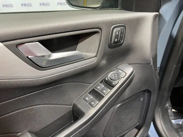 2025 Ford Escape - Photo 11