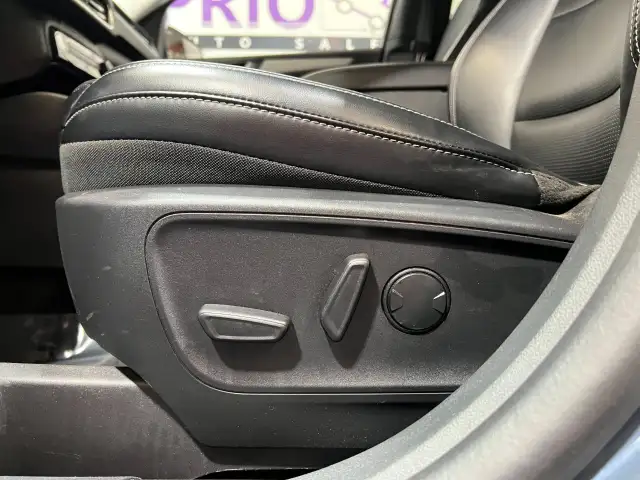 2025 Ford Escape - Photo 13