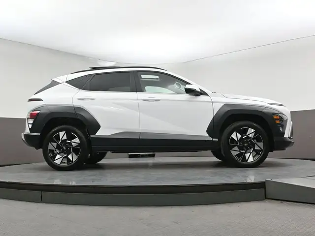 2025 Hyundai Kona PREFERRED TREND HEATED SEATS, HEATED STEERING - Photo 36