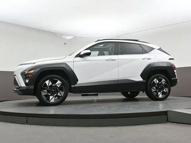 2025 Hyundai Kona PREFERRED TREND HEATED SEATS, HEATED STEERING - Photo 39