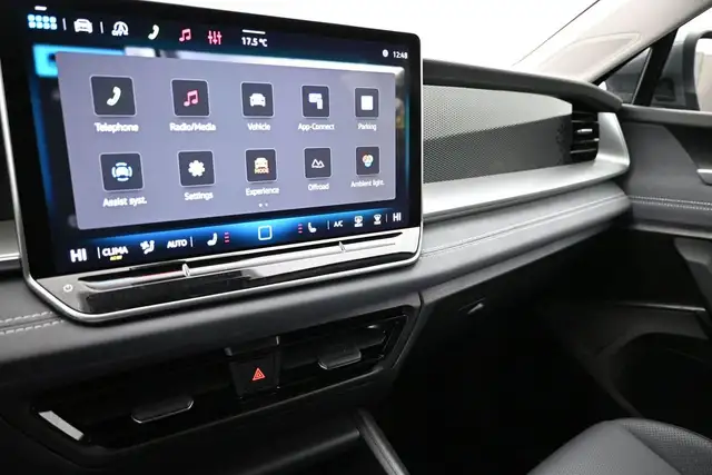 2026 Volkswagen Tiguan Comfortline REMOTE START CRUISE CONTROL B - Photo 12