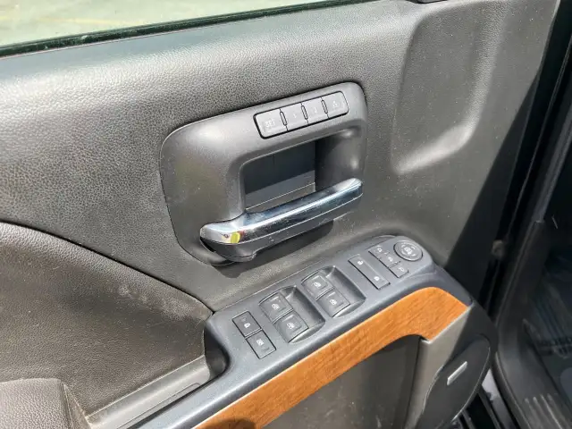 2017 Chevrolet Silverado 1500 - Photo 11