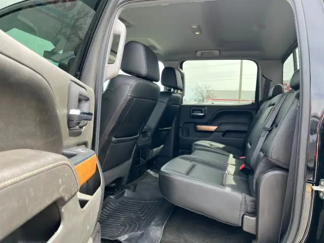 2017 Chevrolet Silverado 1500 - Photo 18