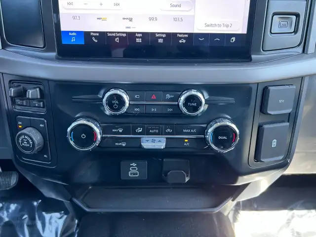 2025 Ford F-150 - Photo 25