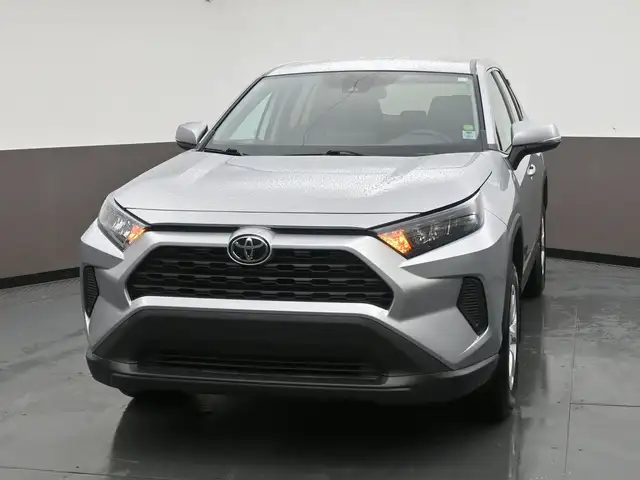 2025 Toyota RAV4 LE HEATED SEATS BACKUP CAMERA & MORE! - Photo 2