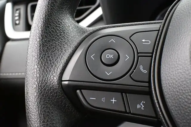 2025 Toyota RAV4 LE HEATED SEATS BACKUP CAMERA & MORE! - Photo 11