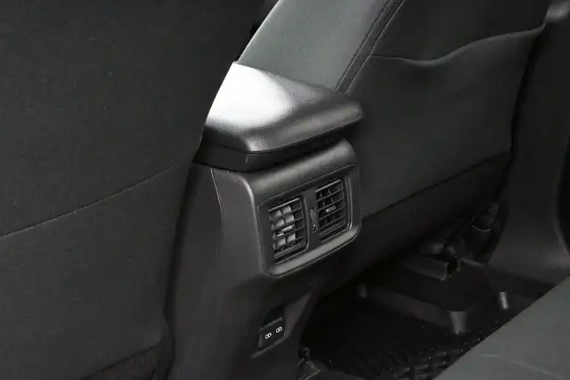 2025 Toyota RAV4 LE HEATED SEATS BACKUP CAMERA & MORE! - Photo 21