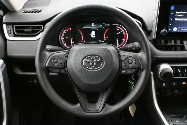 2025 Toyota RAV4 LE HEATED SEATS BACKUP CAMERA & MORE! - Photo 24