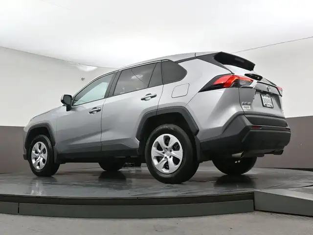 2025 Toyota RAV4 LE HEATED SEATS BACKUP CAMERA & MORE! - Photo 43