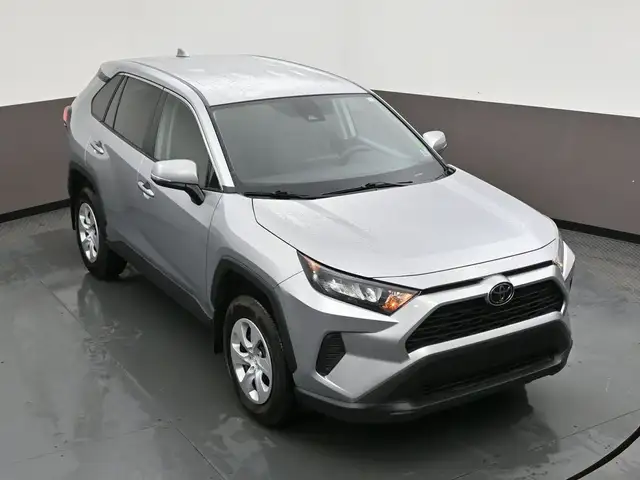 2025 Toyota RAV4 LE HEATED SEATS BACKUP CAMERA & MORE! - Photo 45