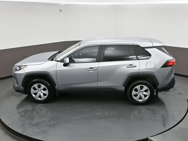 2025 Toyota RAV4 LE HEATED SEATS BACKUP CAMERA & MORE! - Photo 48