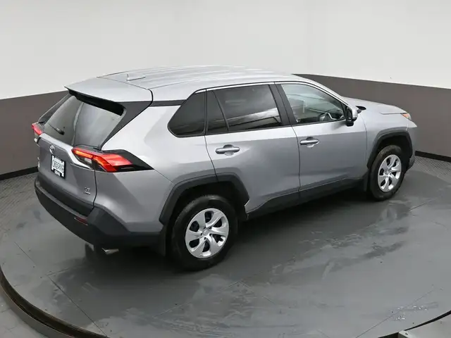 2025 Toyota RAV4 LE HEATED SEATS BACKUP CAMERA & MORE! - Photo 51