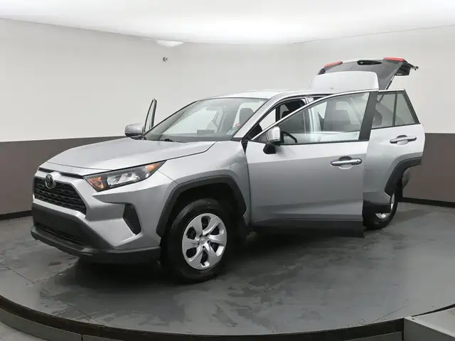 2025 Toyota RAV4 LE HEATED SEATS BACKUP CAMERA & MORE! - Photo 56