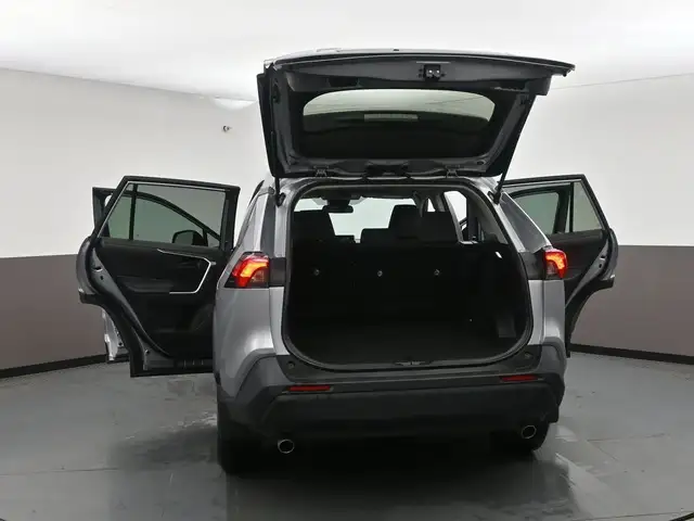 2025 Toyota RAV4 LE HEATED SEATS BACKUP CAMERA & MORE! - Photo 59