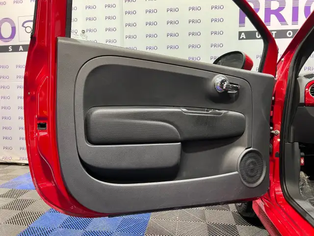 2014 FIAT 500 - Photo 9