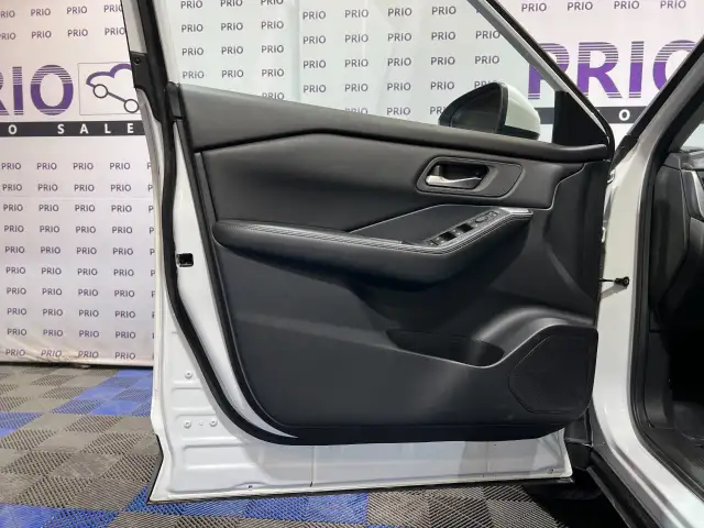 2024 Nissan Rogue - Photo 10