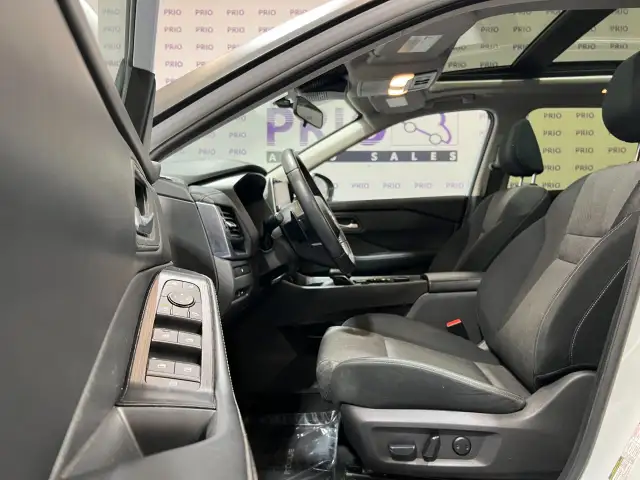 2024 Nissan Rogue - Photo 13