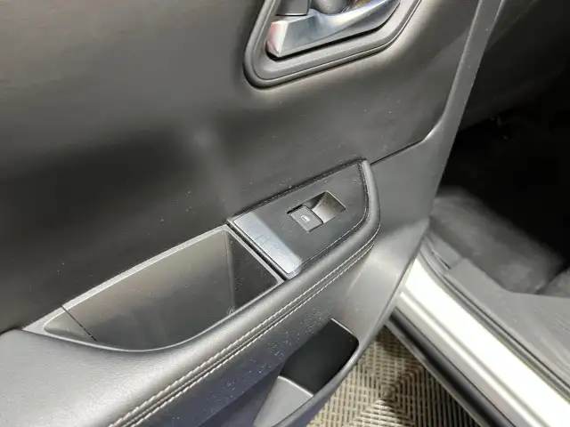 2024 Nissan Rogue - Photo 17