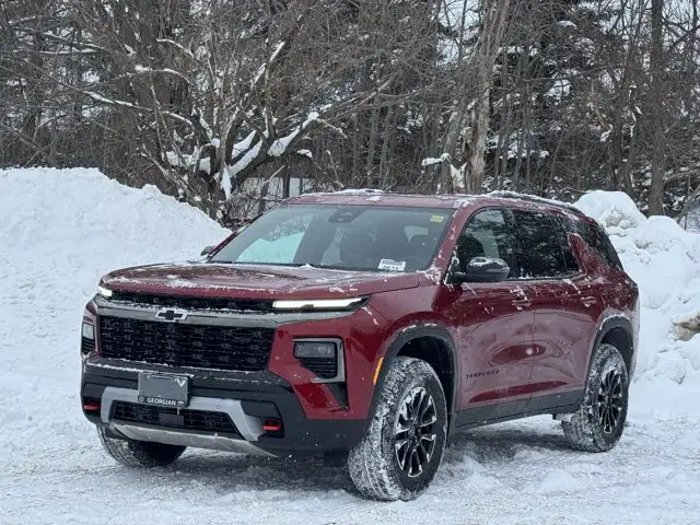 2026 Chevrolet Traverse Z71- Trailering Pkg - Convenience Pkg - Photo 3