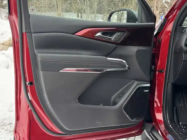 2026 Chevrolet Traverse Z71- Trailering Pkg - Convenience Pkg - Photo 19