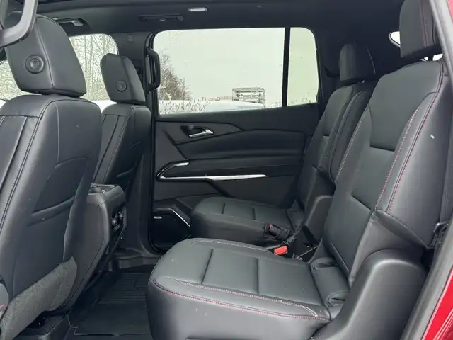 2026 Chevrolet Traverse Z71- Trailering Pkg - Convenience Pkg - Photo 40