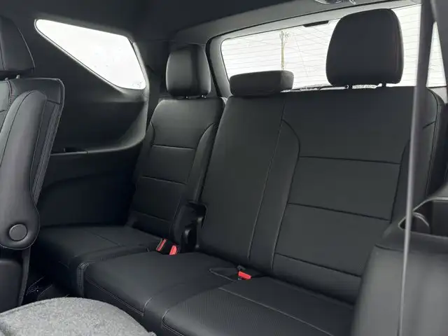 2026 Chevrolet Traverse Z71- Trailering Pkg - Convenience Pkg - Photo 41