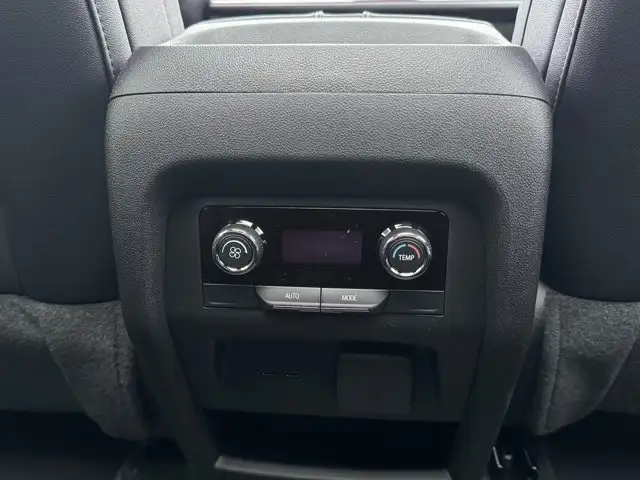 2026 Chevrolet Traverse Z71- Trailering Pkg - Convenience Pkg - Photo 42