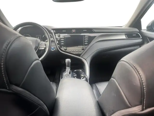 2020 Toyota Camry Hybrid SE SE | Hybrid | Sunroof | Leather - Photo 12