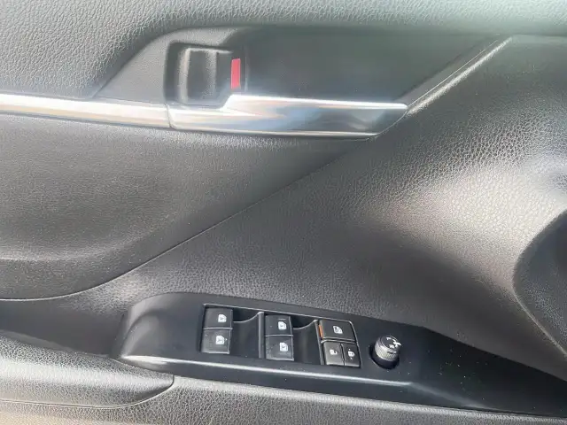 2020 Toyota Camry Hybrid SE SE | Hybrid | Sunroof | Leather - Photo 14