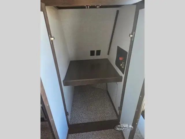 2021 Dutchmen RV Atlas 3602LFKB - Photo 20