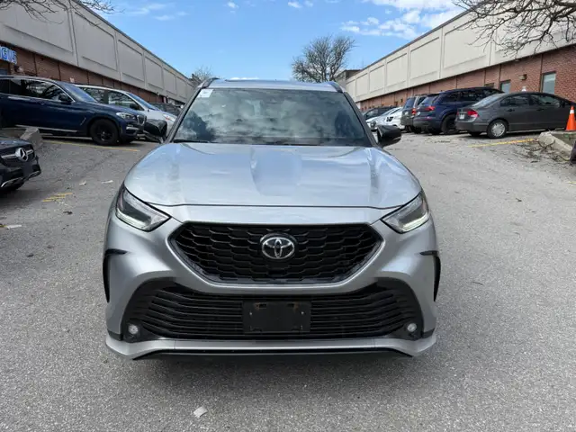 2023 Toyota Highlander XSE CVT, LEATHER, NAV, SUNROOF - Photo 2