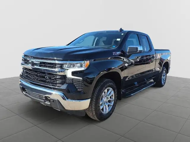 2022 Chevrolet Silverado 1500 LT 1LT | Save $23,075 vs New