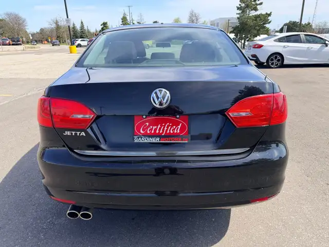 2013 Volkswagen Jetta Sedan 4dr 2.5L - Photo 5