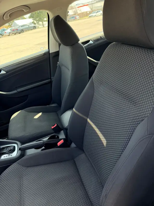 2013 Volkswagen Jetta Sedan 4dr 2.5L - Photo 18