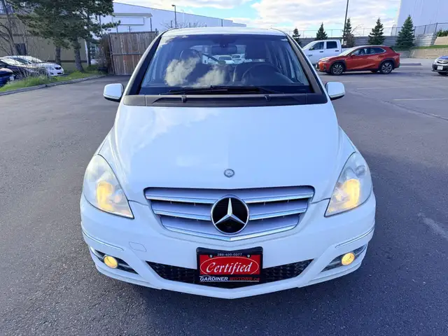 2011 Mercedes-Benz B-Class 4dr Hatchback B200 - Photo 2