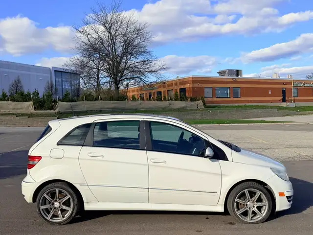 2011 Mercedes-Benz B-Class 4dr Hatchback B200 - Photo 6
