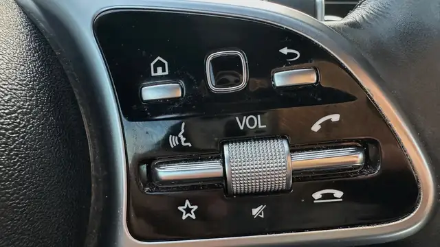 2019 Mercedes-Benz C-Class C 300 4MATIC SEDAN-ALL-WHEEL DRIVE-LE - Photo 16