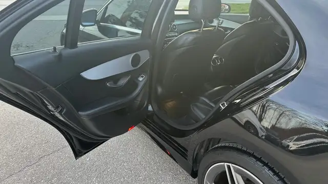 2019 Mercedes-Benz C-Class C 300 4MATIC SEDAN-ALL-WHEEL DRIVE-LE - Photo 23